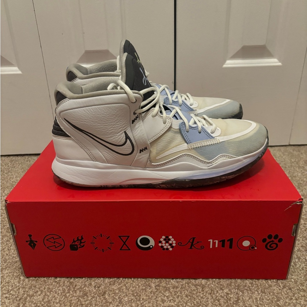 Nike Kyrie Infinity